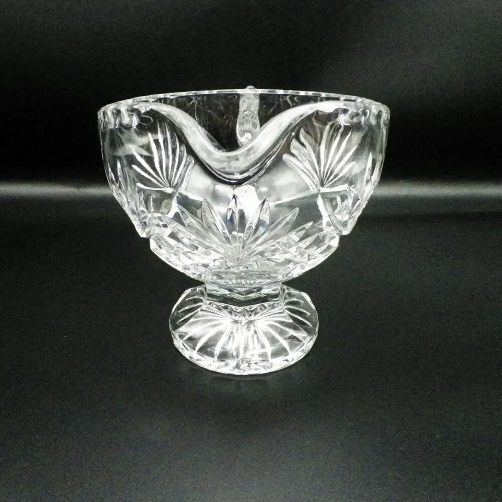 Footed Gravy Boat Crystal Fan and Criss-Cross Pattern Vintage Glassware